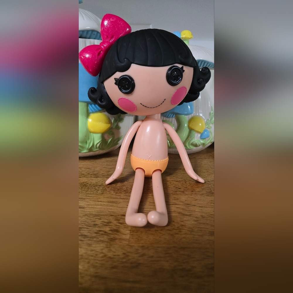Vintage Lalaloopsy Snow Fairest Doll